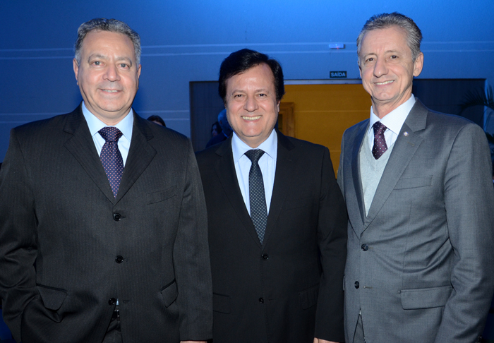 Carlos Antônio da Silva, da Sindhotéis, Licério Santos, da Comtur, e Altino Voltolini, do ICVB Carlos Antônio da Silva, da Sindhotéis, Licério Santos, da Comtur, e Altino Voltolini, do ICVB