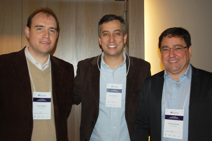 Daniel Wagner, do Planalto Hotel & Eventos, Marcelo Bicudo, da Markam, e Cláudio Roberto de Azevedo, da App Sistemas Daniel Wagner, do Planalto Hotel & Eventos, Marcelo Bicudo, da Markam, e Cláudio Roberto de Azevedo, da App Sistemas