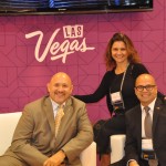 Daniele Roman, da Interamerican, entre Rafael Villanueva e Fernando Hurtado, de Las Vegas