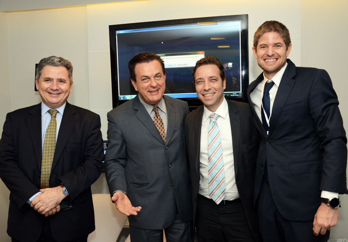 Diego Malpede, cônsul geral da Argentina, Valter Patriani, da CVC, Roberto Palais, da Inprotur, e Gonzalo Romero, da Aerolineas Argentinas Diego Malpede, cônsul geral da Argentina, Valter Patriani, da CVC, Roberto Palais, da Inprotur, e Gonzalo Romero, da Aerolineas Argentinas