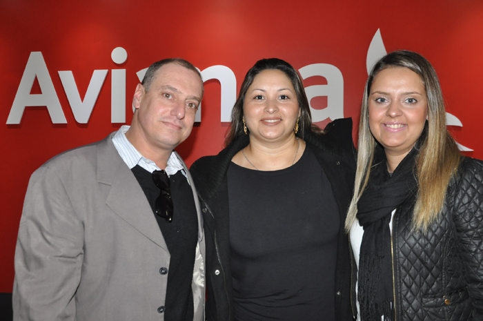 Fabio Vazzi, da Soul Travel, com Juliana Pantaleão e Nathália Pizzotti, da Trend Fabio Vazzi, da Soul Travel, com Juliana Pantaleão e Nathália Pizzotti, da Trend