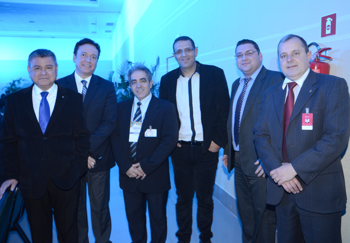 Felipe Gonzalez, do CassinoTur, Edilson Moura, do Recanto Cataratas, José Acir, do Rafain, Luiz Moreira, do Dreams, Diego Ortega, da CVC, e Mauro Knorst, do Rafain Hotel