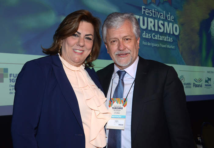 Ivone Barofaldi, vice-prefeita de Foz do Iguaçu, e Jorge Samek, diretor da Itaipu Ivone Barofaldi, vice-prefeita de Foz do Iguaçu, e Jorge Samek, diretor da Itaipu
