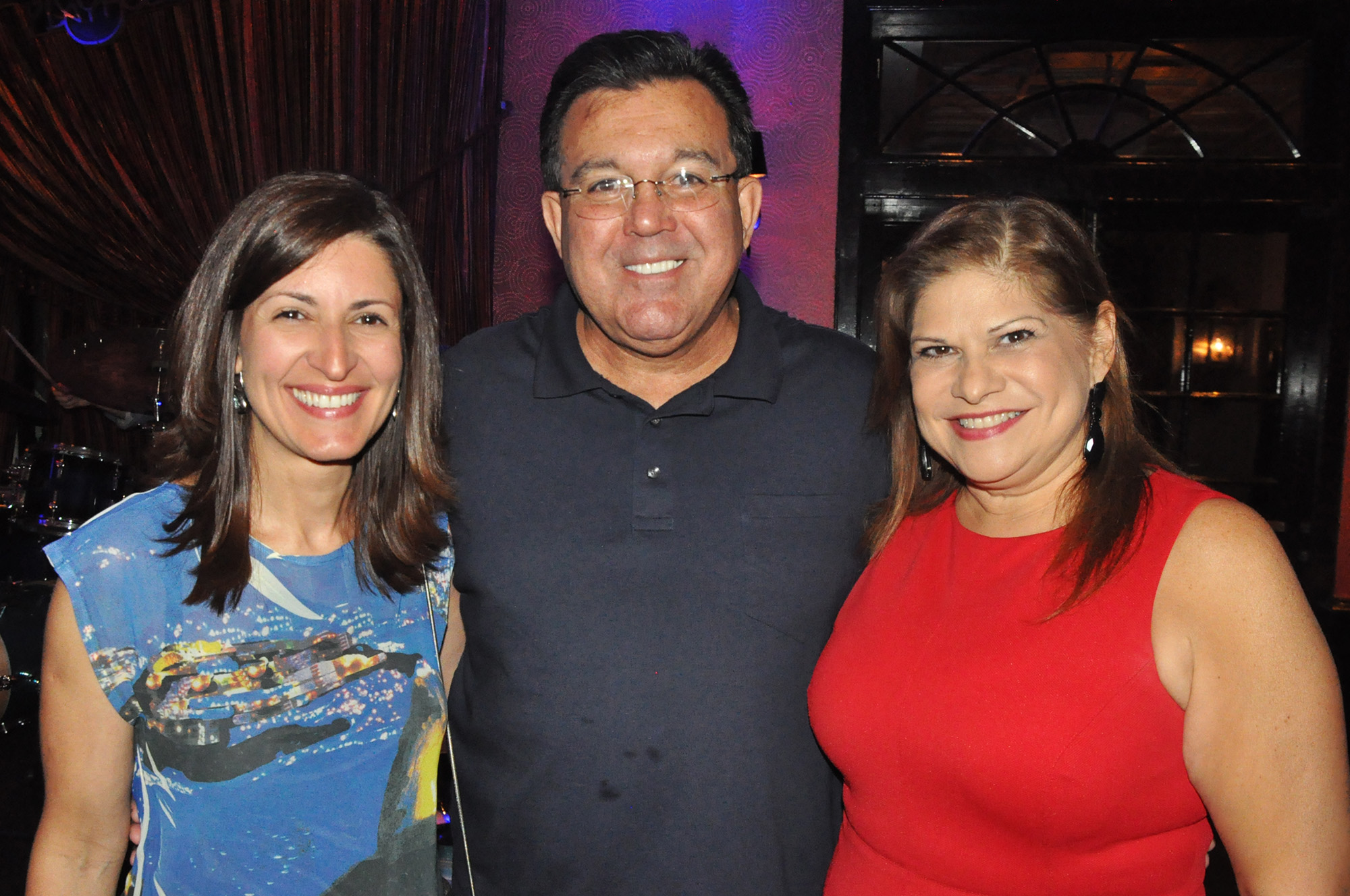 Jay Santos, da Trend, entre Andrea Gabel e Ana Fernandez, de St