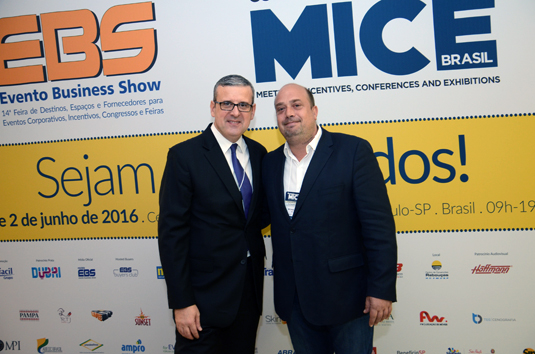 Juan Pablo de Vera, da Reed Exhibitions, e Michael Nagy, do Rio CVB Juan Pablo de Vera, da Reed Exhibitions, e Michael Nagy, do Rio CVB