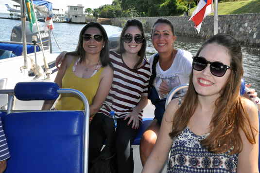 Leia Pereria, da Zani Turismo, Ana Carolina, da Home Travel, Renata Leite, da Iberostar, e Karen Pupo, da Rosa Massoti