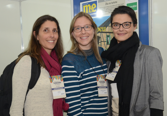 Leticia Bodelaci, Carolina Fachini e Giovana Gaspari, da BedsOnline Leticia Bodelaci, Carolina Fachini e Giovana Gaspari, da BedsOnline