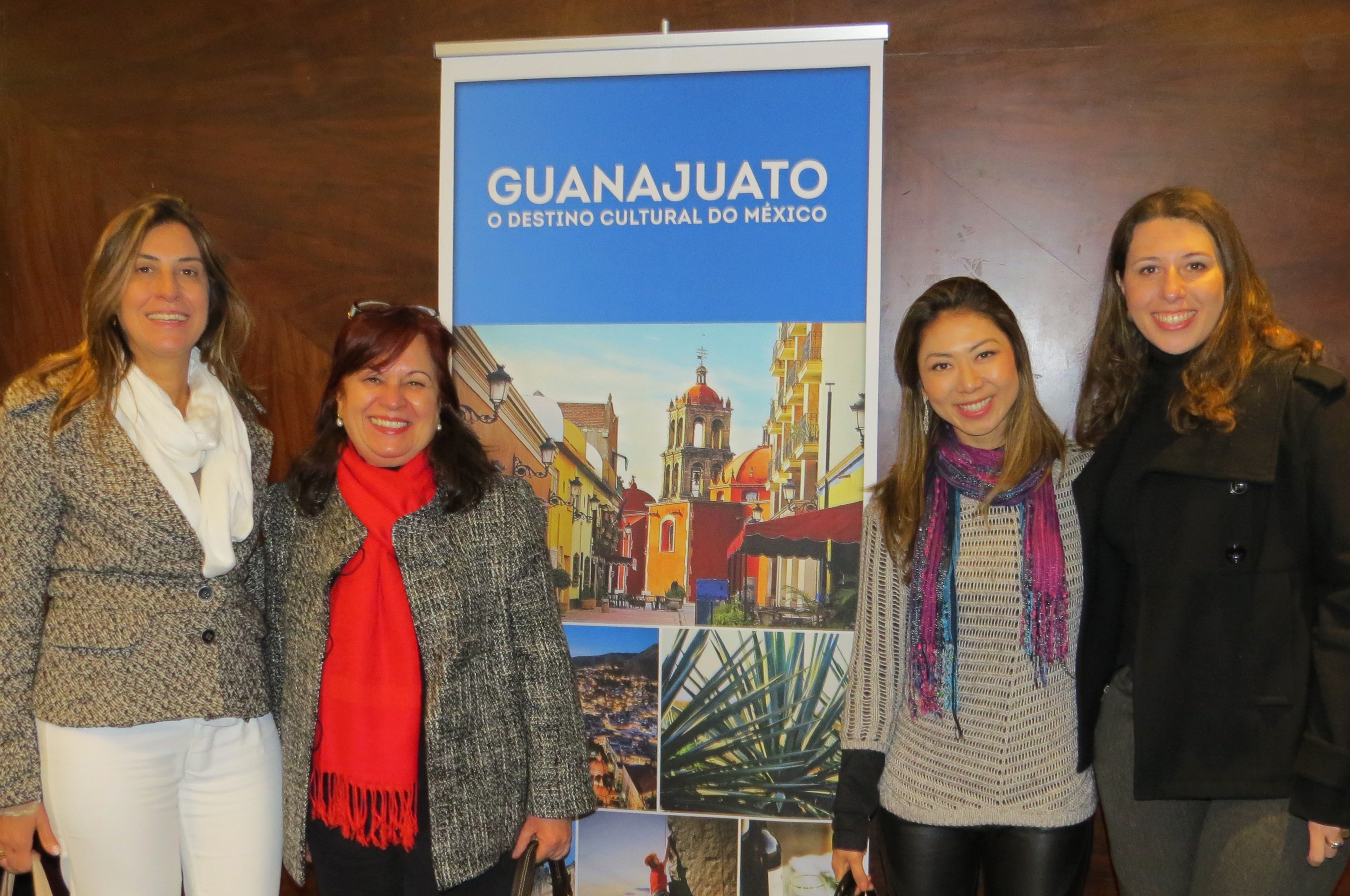 Liliane Jacob, da Visual Turismo, Deusa Rodrigues, Ana Taquecita, da New Age, e Fernanda Almeida, da 55 Destinos Liliane Jacob, da Visual Turismo, Deusa Rodrigues, Ana Taquecita, da New Age, e Fernanda Almeida, da 55 Destinos