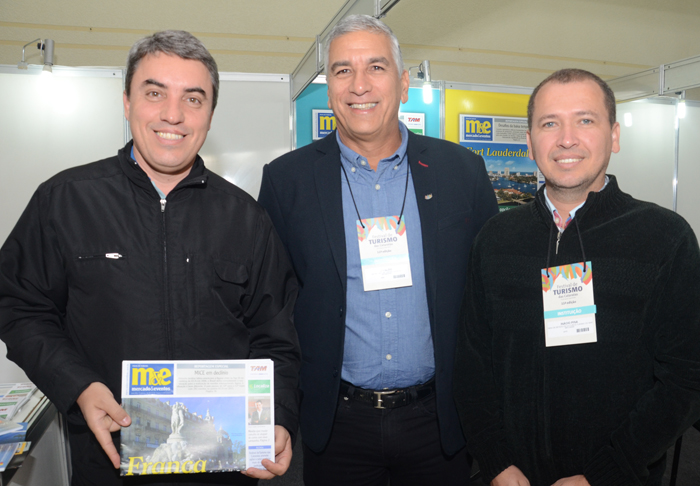 Luciano Guimarães, da Góias Turismo, Inácio Pina, da Secretaria de Turismo do Maranhão, e Divaldo Borges, da Secretaria de Turismo da Bahia Luciano Guimarães, da Góias Turismo, Inácio Pina, da Secretaria de Turismo do Maranhão, e Divaldo Borges, da Secretaria de Turismo da Bahia