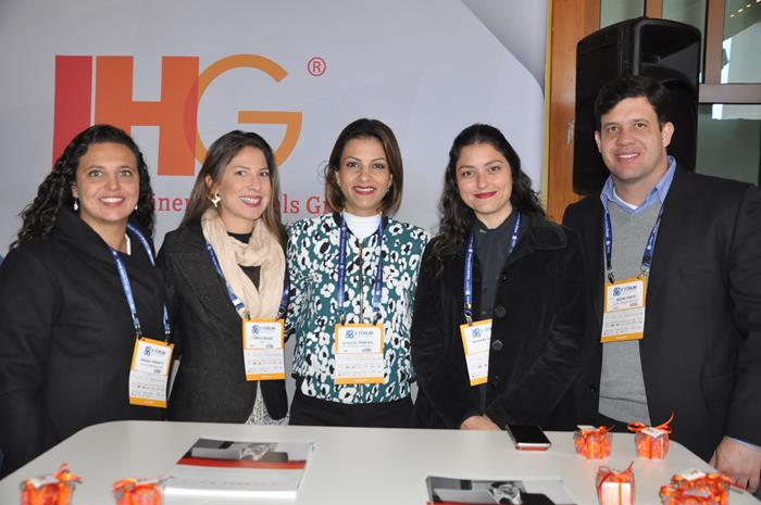 Mariana Lorenzentti, Camila Tavore, Glaucia Tremura, Mariana de Tullio e André Pristo, da IHG Mariana Lorenzentti, Camila Tavore, Glaucia Tremura, Mariana de Tullio e André Pristo, da IHG