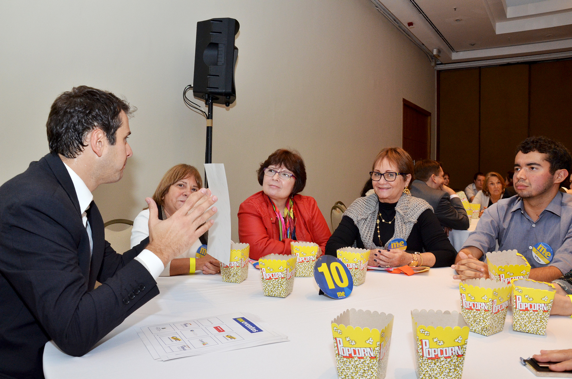 O palestrante Marcos Zanqueta também participou da rodada de negócios O palestrante Marcos Zanqueta também participou da rodada de negócios