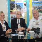 Rosa Masgrau e Roy Taylor, do M&E, com Marcio Favilla, da OMT