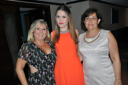 Rosana Borelli, da Borelli Turismo, Karen Pupo, da Rosa Massoti, e Teresinha Francisco, da Cia do Porto