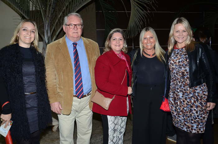 Rosane Radecki, do Restaurante Grassol, Roy taylor, do M&E, Vânia Climinácio, da Paraná Turismo, Rosa Masgrau, do M&E, e Vania Krekniski, do Limoeiro Casa de Comida Rosane Radecki, do Restaurante Grassol, Roy taylor, do M&E, Vânia Climinácio, da Paraná Turismo, Rosa Masgrau, do M&E, e Vania Krekniski, do Limoeiro Casa de Comida