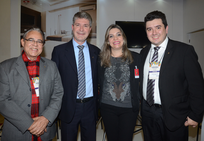 Silvio Henrique, Cândido Ferreira, Lidiane Lavado, e Thiago Gonçalves, do Rafain Palace Hotel
