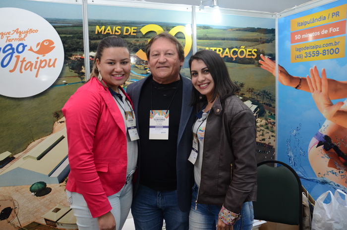 Simone Ferro, Júlio Gaspar e Luana Soares, do PArque Aquático Lago e Itaipu Simone Ferro, Júlio Gaspar e Luana Soares, do PArque Aquático Lago e Itaipu