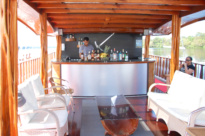 Bar Bar