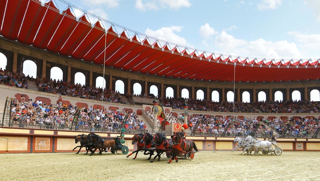 15 - Le Puy du Fou, em Les Epesses, na França