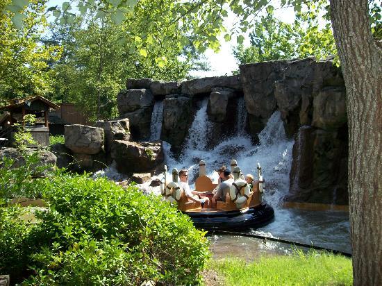 18 - Dollywood, em Pigeon Forge, no Tennessee