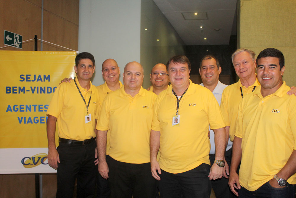 Alexandre Dias, Adriano Gomes e equipe da CVC