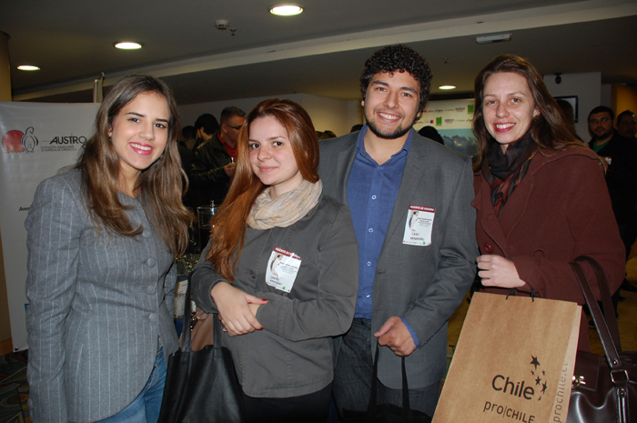 Aline Dantas, Ingrid Lira e Icaro Bioni, da Kangaroo Tours, e Talitha Leão, da LT Viagens