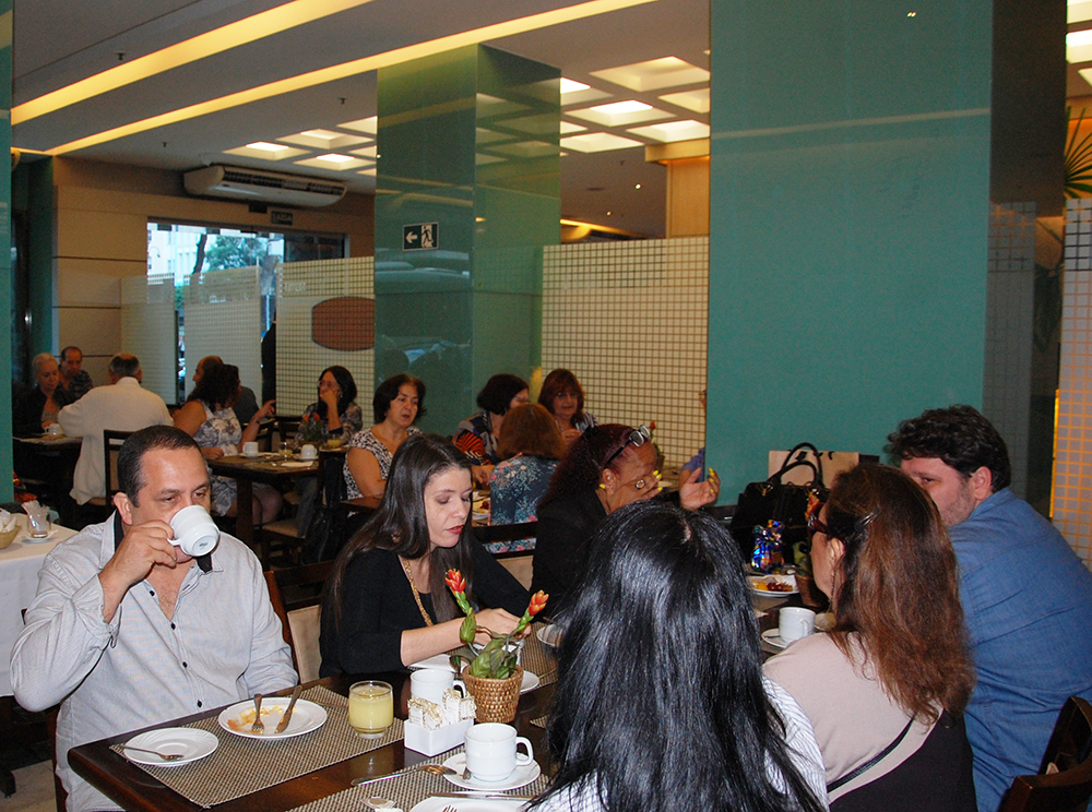 Café da manhã no Hotel São Francisco reuniu cerca de 80 agentes Café da manhã no Hotel São Francisco reuniu cerca de 80 agentes