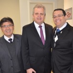 Gervasio Tanabe, da Abracorp, Edmar Bull da Abav Nacional, e o consultor Lucio Costa