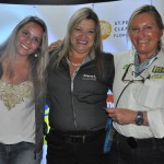 Layane Lopes, da Money Turismo, com Andrea Braga, da Avianca, e Rosa Masgrau, do M&E