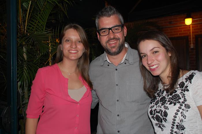 Valéria Schiavon, Leonardo Neto e Carolina Gutierrez, da Azul Viagens