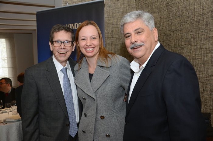 Cassio Oliveira, da Ancoradouro, Roberta Simara, da Rextur Advance, e  Washington Alves, da Flytour