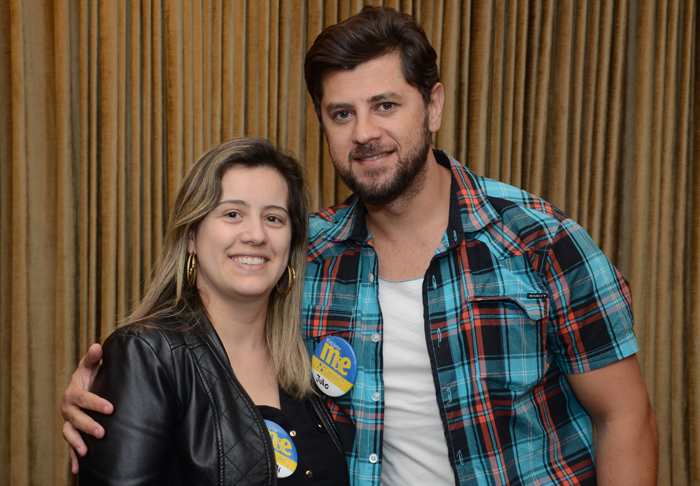 Giselli Ferreira e Júlio César, da Flyway Giselli Ferreira e Júlio César, da Flyway