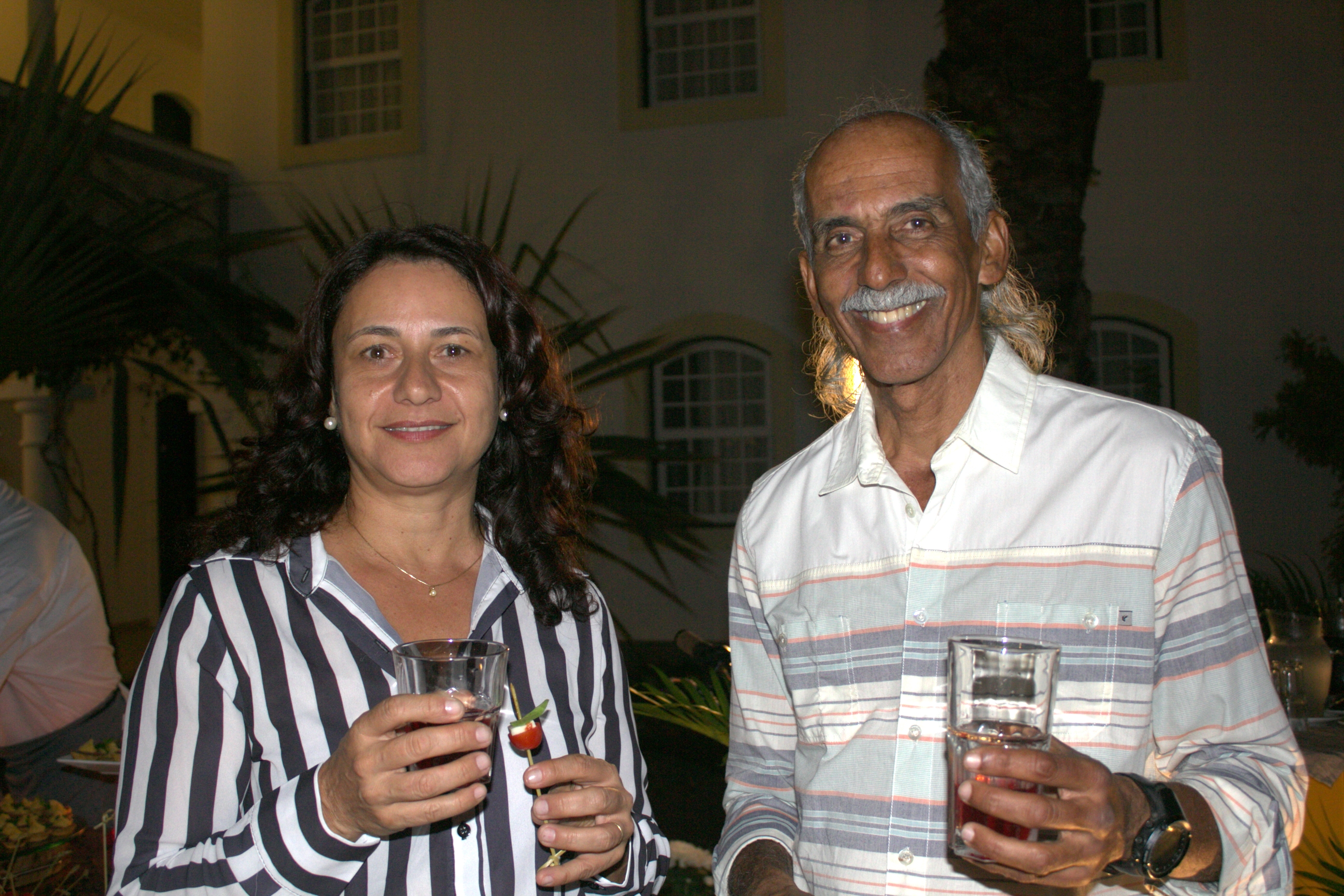 anilza Espagnol da Florida Inn e Ernani Filho da Pataxó Turismo anilza Espagnol da Florida Inn e Ernani Filho da Pataxó Turismo