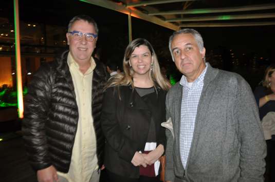 José Zuquim, da Ambiental, com Mariana Azevedo e Sylvio Ferraz, da MMT Gapnet José Zuquim, da Ambiental, com Mariana Azevedo e Sylvio Ferraz, da MMT Gapnet