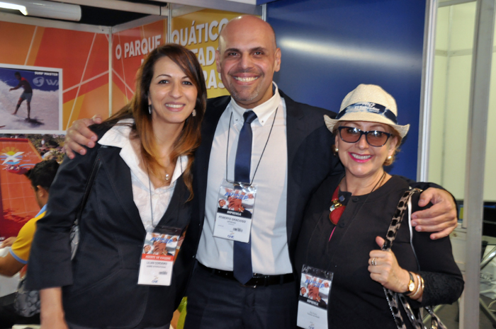 Lilian Cordeiro, do Sabre, com Roberto Gracioso e Rita Minami, do Century Paulista