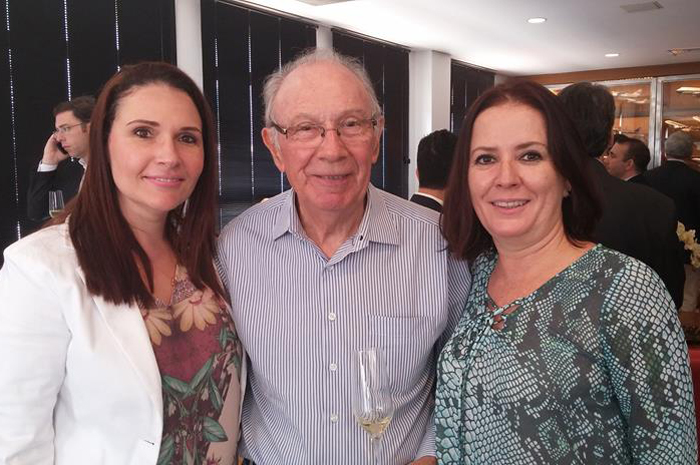 Luciana Tozetti, Orlando Domingues e Márcia Novaes   Foto: divulgação
