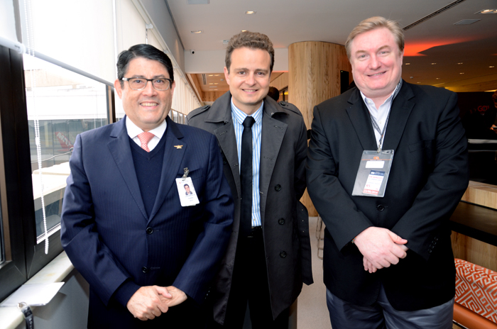 Luiz Teixeira, da Delta, Guilhem Mallet, da AirFrance - KLM, e Paul Barry, da BCD Travel Luiz Teixeira, da Delta, Guilhem Mallet, da AirFrance - KLM, e Paul Barry, da BCD Travel