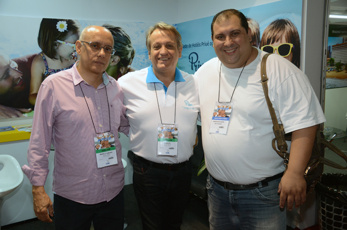 Marco Ribeiro, e Antonio Marçal, do Grupo Prive, com Emerson da Silveira, da DSE Viagens Marco Ribeiro, e Antonio Marçal, do Grupo Prive, com Emerson da Silveira, da DSE Viagens