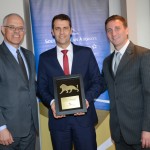 Márvio Mansur, da SkyTeam, entre Altamiro e Fabio Marasca, da SAA