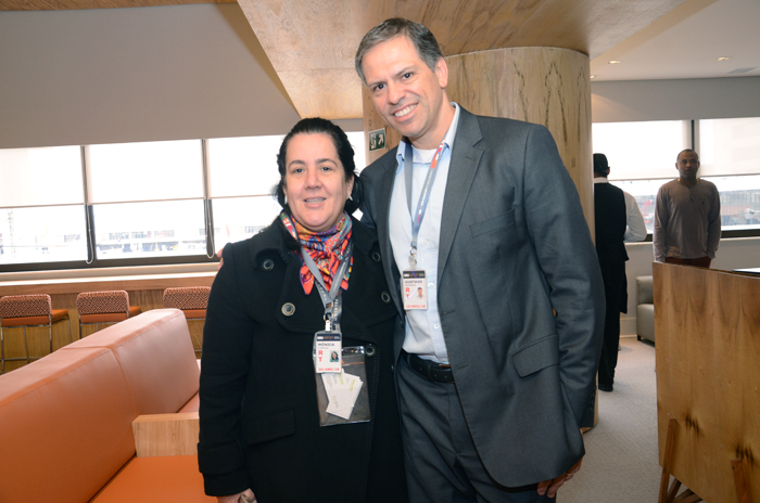 Mônica Lamas, diretora comercial do GRU Airport, e Gustavo Soares, presidente do GRU Mônica Lamas, diretora comercial do GRU Airport, e Gustavo Soares, presidente do GRU