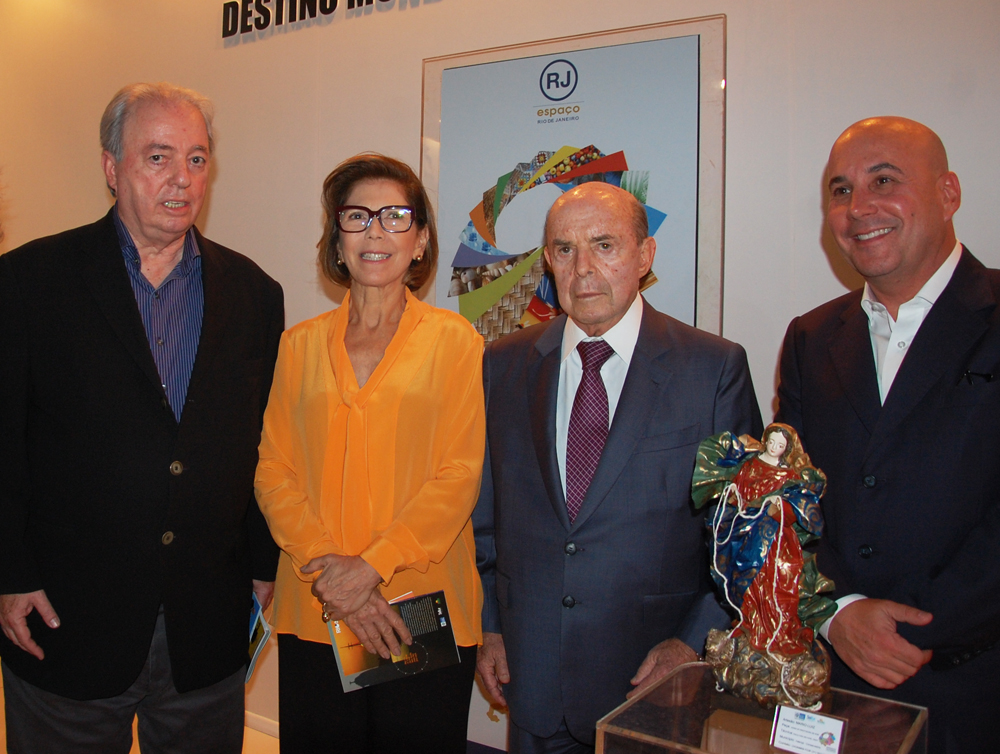 Nilo Sergio Felix, Maria Lúcia Jardim e Orlando Diniz, da Fecomércio RJ, com o governador Francisco Dornelles Nilo Sergio Felix, Maria Lúcia Jardim e Orlando Diniz, da Fecomércio RJ, com o governador Francisco Dornelles