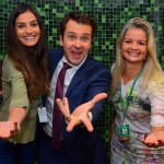 O palestrante Marcos Zanqueta, com Lucilene Carvalho e Yewana Guerra, do Ceará