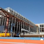Pensou em Confins, pensou em obras