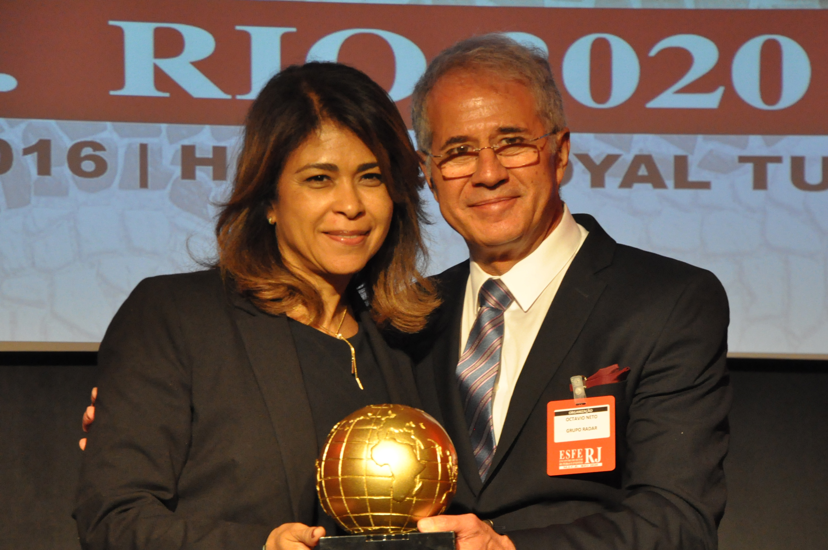 Rosângela Gonçalves, do Windsor, e Octavio Neto, do Grupo Radar Rosângela Gonçalves, do Windsor, e Octavio Neto, do Grupo Radar