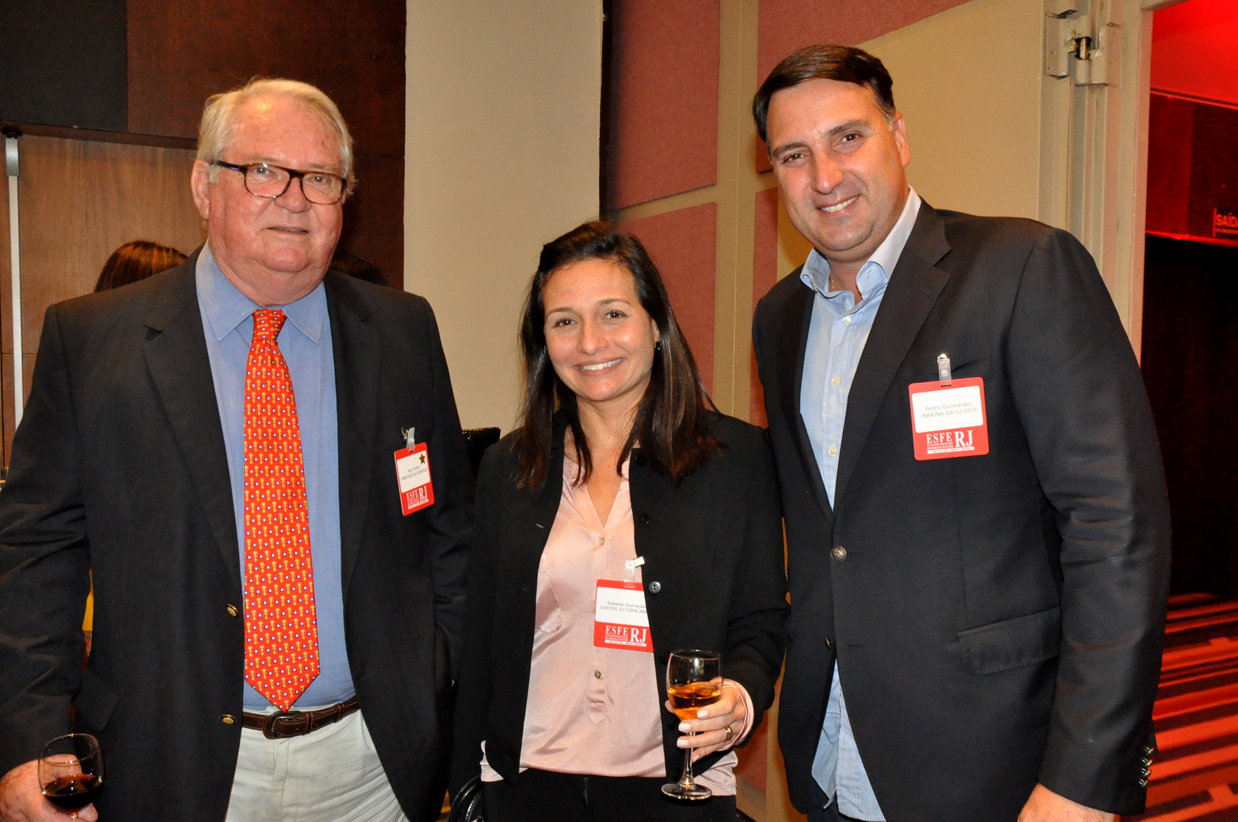 Roy Taylor, do M&E, Roberta Guimarães, do Sofitel Copacabana, e Pedro Guimarães, do Marina da Glória
