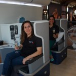Testando as poltronas da Business da AA