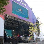 Um grande palco foi montado na praça Mauá