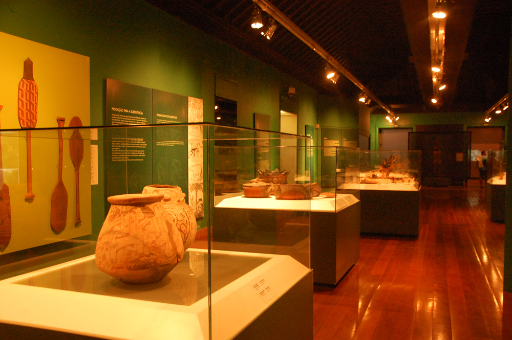 Uma das três exposições com mostras da cultura histórica mexicana Uma das três exposições com mostras da cultura histórica mexicana
