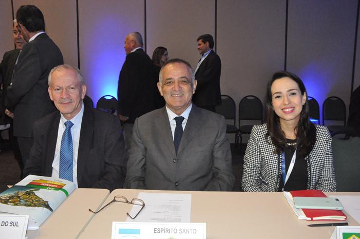 Abdon Barreto, setur RS, José Sales Filho, setur ES e Luciana Lobo, setur Ceará