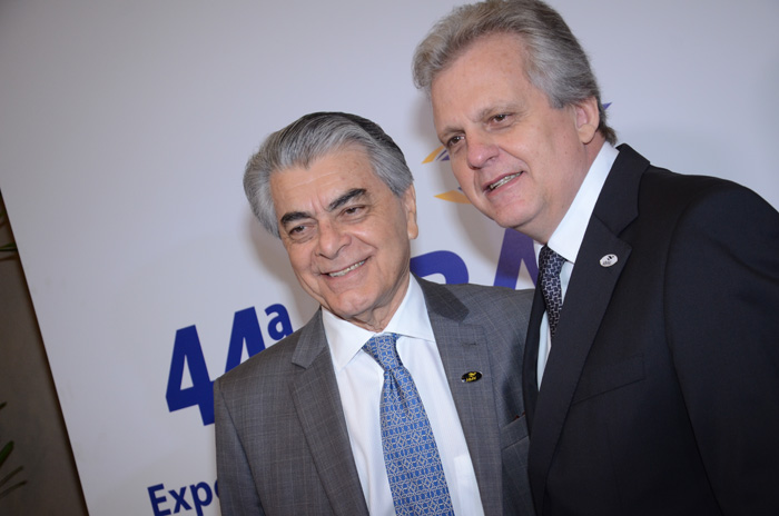 Alberto Alves, Ministro do Turismo, e Edmar Bull, presidente da Abav