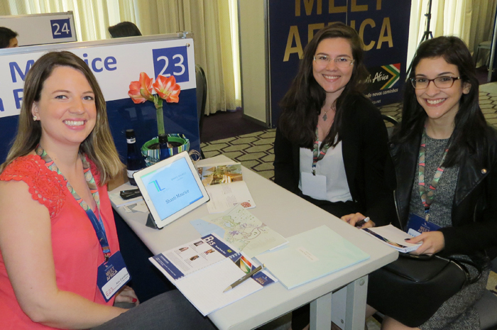 Ana Mazzucchelli, da Unique Destinations, com Tatiane Souza e Flávia Santos, da Teresa Perez Tours